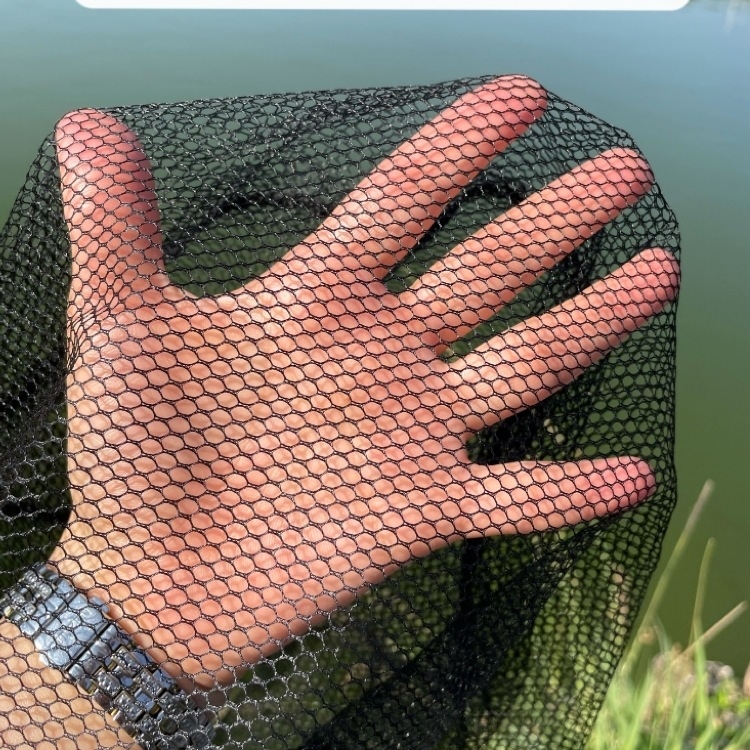 Rozsdamentes acélból készült halászháló készlet vastagított teleszkópos rúddal, 40 cm-es nyílás, 40 cm-es mélység, fin háló