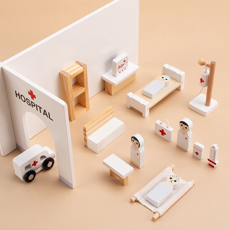 Fából készült mini játékbútorok gyerekeknek — kanapé, szekrény és ruhásszekrény 4–6 éveseknek