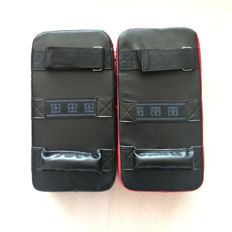 PU négyzet alakú Sanda cél Taekwondohoz — cél a lábnak és a kéznek, boksz edzéshez, 0,5 kg, termékkód 0120