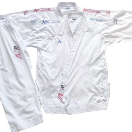 Karate trenirna uniforma za djecu i odrasle — poliester smjesa (85%), podstava od pamukove smjese (90%), porijeklo Shandong