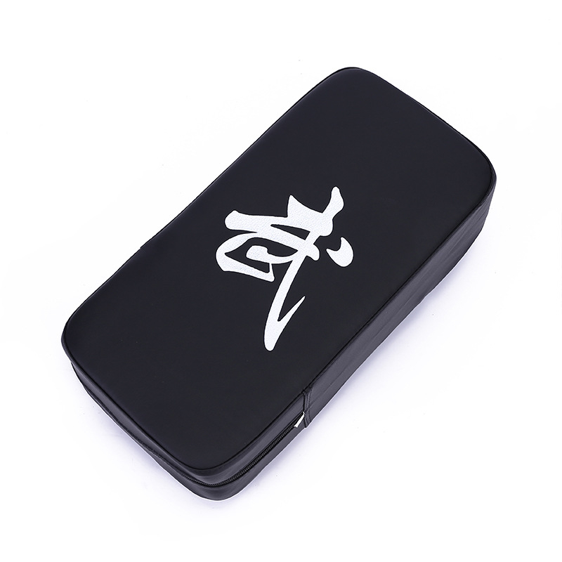 Taekwondo és Sanda edző célpont - ívelt légáteresztő pajzs ütésedzéshez (Ívelt légáteresztő pajzs; Taekwondo és Sanda; Függőleges stílus; Fitnesz eszközök)