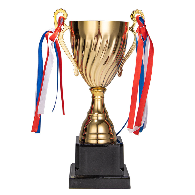 Trofej od legure s prilagođenim logom – moderan minimalistički dizajn, brend Blue Moon Crystal