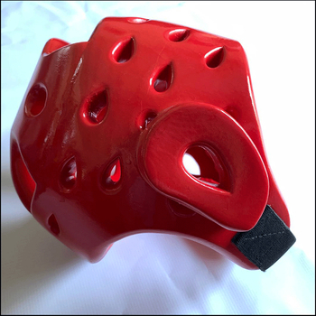 Защитно шлемче за глава с NBR пяна, универсално за Таекуондо, Санда и Карате; ушна защита; антиударен дизайн.