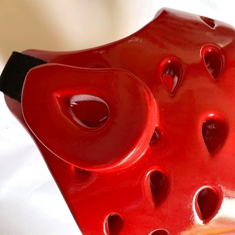 Защитно шлемче за глава с NBR пяна, универсално за Таекуондо, Санда и Карате; ушна защита; антиударен дизайн.