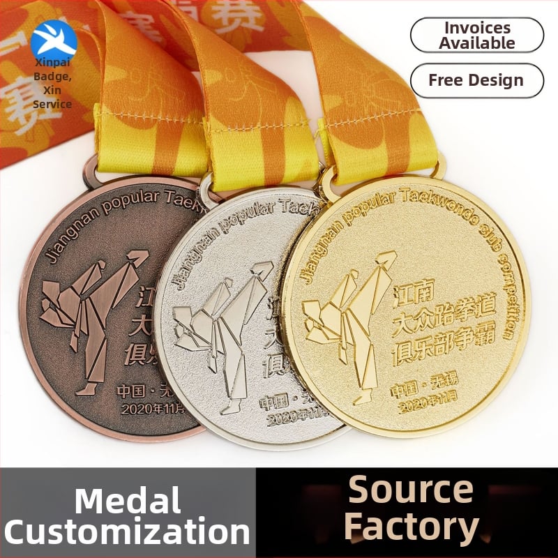 Medalie din aliaj de zinc, cu finis placat, 60 g, personalizabilă cu logo.