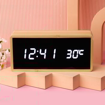 Будилник с дървен корпус, LED цифров дисплей, термометър, светещ през нощта, кварцов механизъм