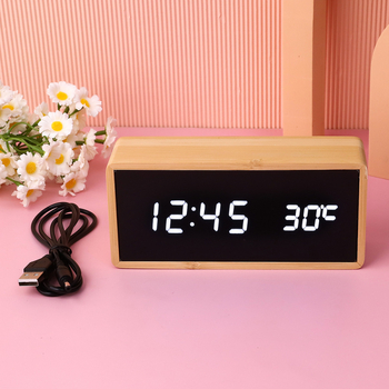 Будилник с дървен корпус, LED цифров дисплей, термометър, светещ през нощта, кварцов механизъм