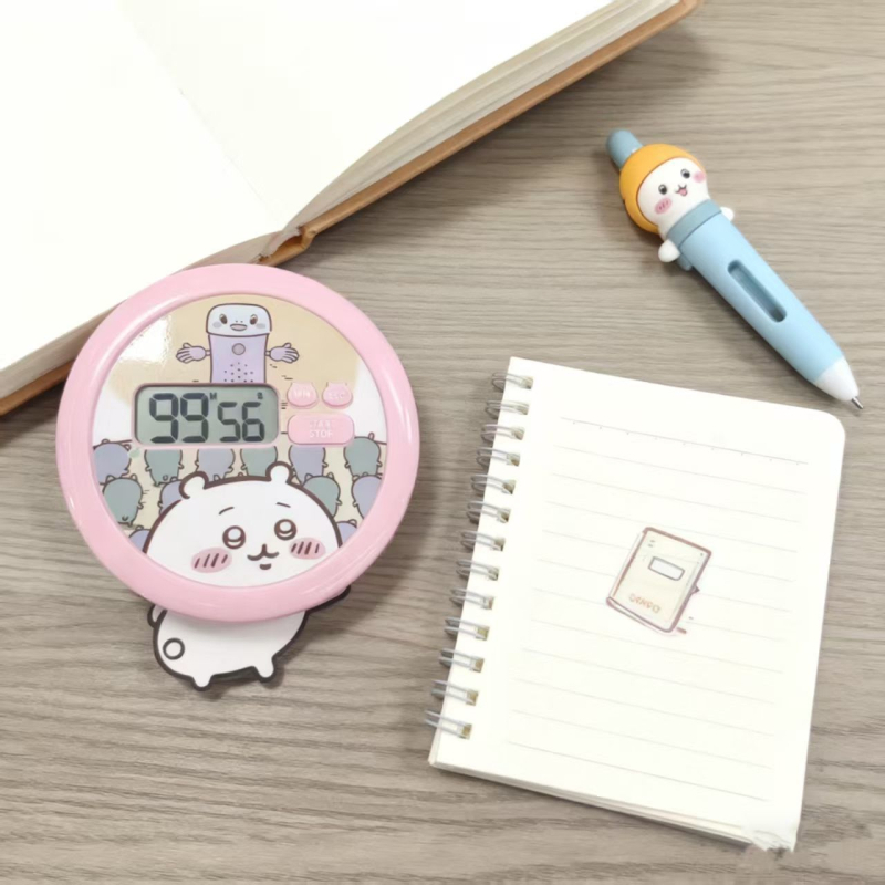 Chiikawa studentski timer za učenje s elektroničkim pogonom, LCD zaslon, plastično kućište, baterijsko napajanje, magnetsko postavljanje