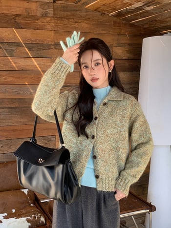 Γυναικεῖος cardigan από μίγμα μαλλιού, χνουδωτή υφή, γιακά τύπου πέτο, κούμπωμα με ένα κουμπί