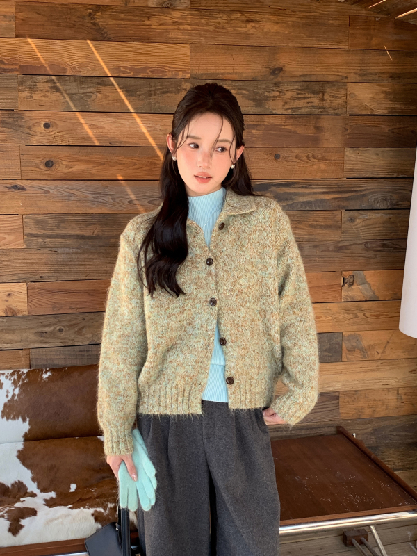 Γυναικεῖος cardigan από μίγμα μαλλιού, χνουδωτή υφή, γιακά τύπου πέτο, κούμπωμα με ένα κουμπί