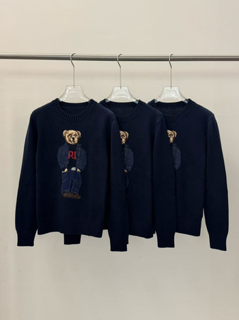 Βαμβακερό ζακάρ πουλόβερ με μοτίβο αρκούδας κινουμένων σχεδίων, κουκούλα, στρογγυλός λαιμός (Βαμβάκι, Ζακάρ, Αρκούδα Κινούμενων Σχεδίων, Κουκούλα, Στρογγυλός Λαιμός)