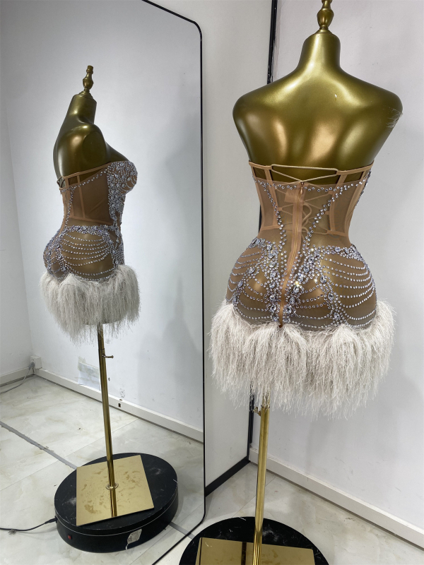 Pánt nélküli mesh ruhadarab kövekkel és bojtokkal – női SWTAO, 2025 ősz, korosztály 25–29, Sexy Hot Girl stílus