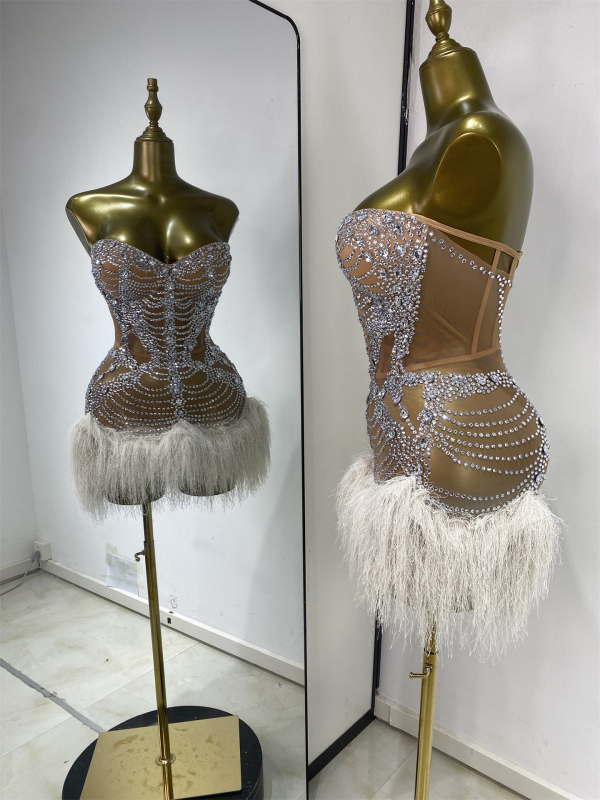 Pánt nélküli mesh ruhadarab kövekkel és bojtokkal – női SWTAO, 2025 ősz, korosztály 25–29, Sexy Hot Girl stílus