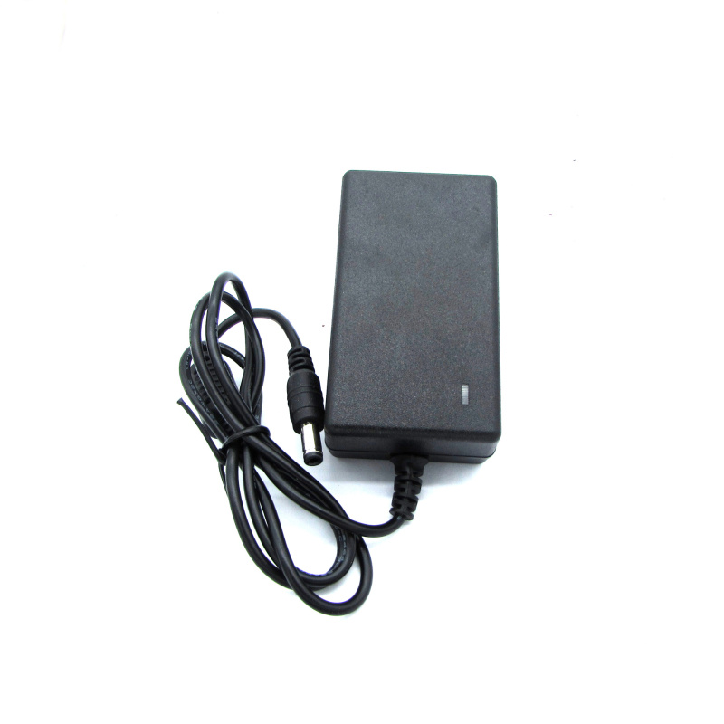 Punjač litij baterija za alate 12–25V, izlaz 4.5V 1A, ulaz 100–240V, RC serija 4210