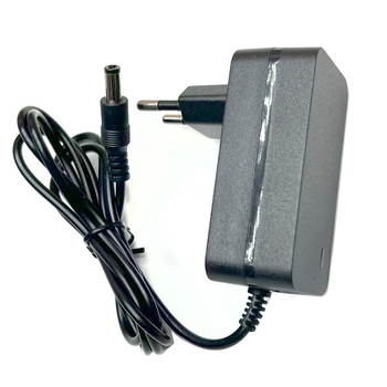 Ólom-savas és lítium akkumulátorokhoz való töltő, DC 12V 1A kimenet, bemenet AC 100-240V, CE/FCC tanúsítvány