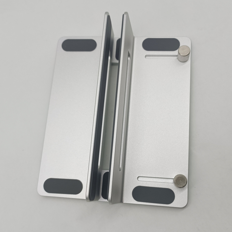 Suport vertical pentru laptop și Mac mini M4 — aliaj de aluminiu; model: suport vertical; compatibilitate generală; lansat în 2024; greutatea variază în funcție de numărul de cleme: unu sau două