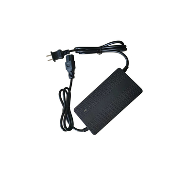 Punjač baterija za električno vozilo – Yilong, izlaz 24V DC, ulaz 110–240V AC, 50/60 Hz