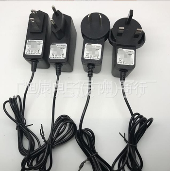 Punjač baterije Hoover H-Free 100, 26V 0,5A, ulaz 100-240V AC