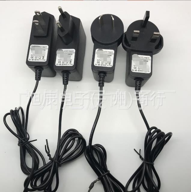 Punjač baterije Hoover H-Free 100, 26V 0,5A, ulaz 100-240V AC