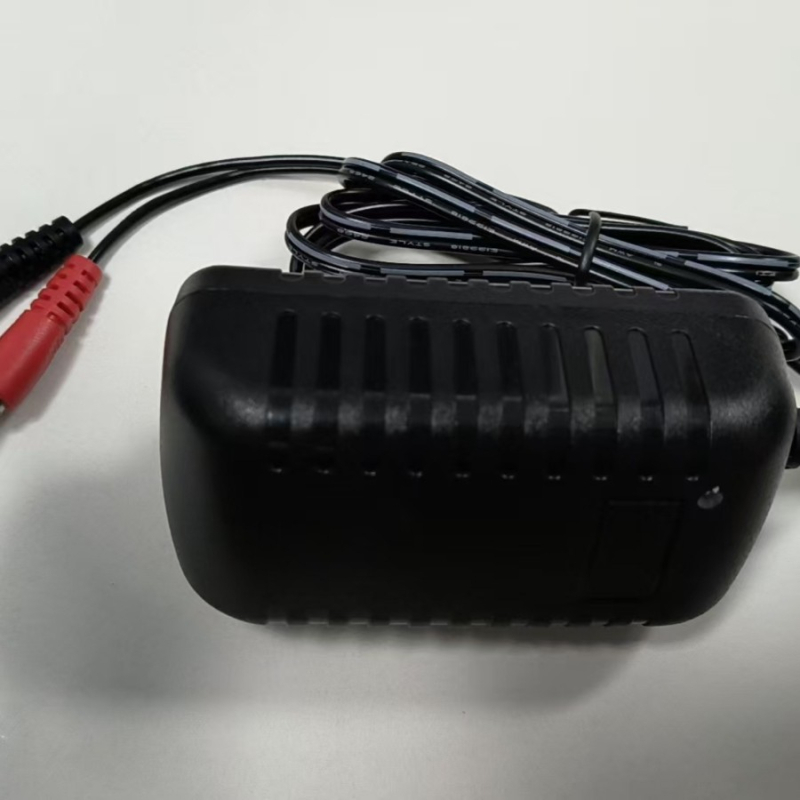 Punjač baterije LED svjetilke, eksplozijski otporan, dvostruki banana utikač, 8.7V 650mAh, ulaz AC90-240V, izlaz DC8.4V 0.25A
