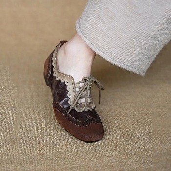 Női Derby cipők - Microfiber felsőrész, kerek orr, alacsony sarkú 1-3 cm, gumitalp, fűzővel