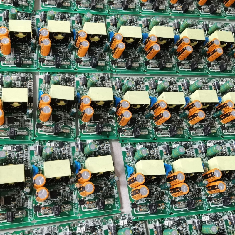 PCB punjač za baterije LiFePO4 i olovno-kiselinske baterije, 24W, ulaz 100-240V AC, izlaz 4.2V 3A, CE/FCC/RoHS