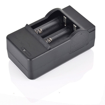 16340 punjač baterija, dvostruki utor, automatsko zaustavljanje pri punjenju, CE certifikat, ulaz 110-240V, izlaz 4.2V