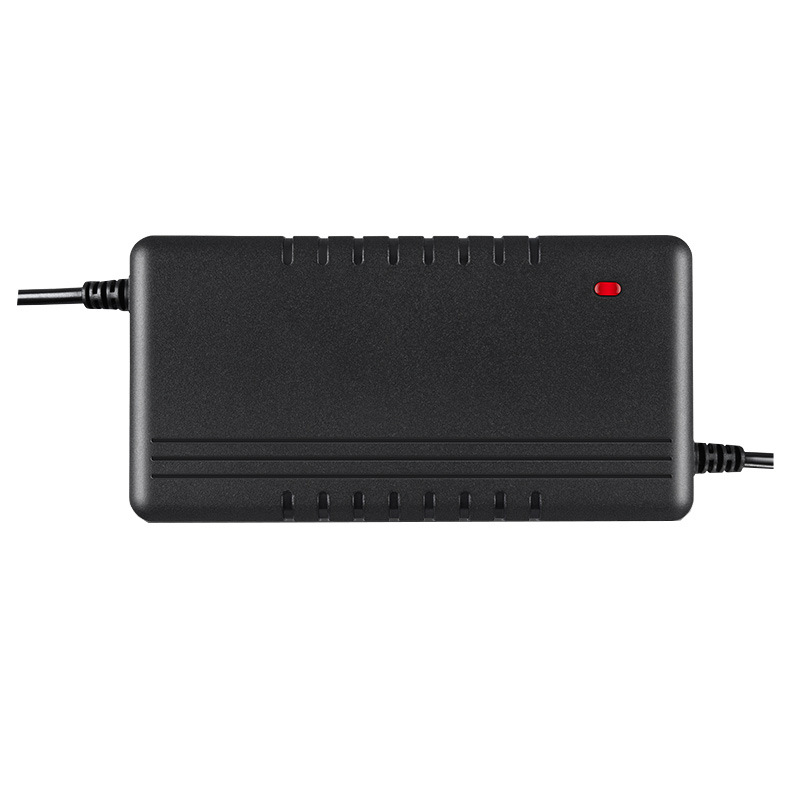 Punjač za litijsku bateriju za električna vozila – LD-001, Radium Wind; ulaz 100-240V AC, izlaz 54.6V 3A DC, FCC certificirano