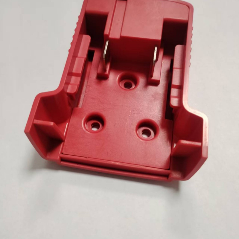 18V baterijski adapter za alate M18V s kabelskim priključkom (ulaz 18V, izlaz 18V)