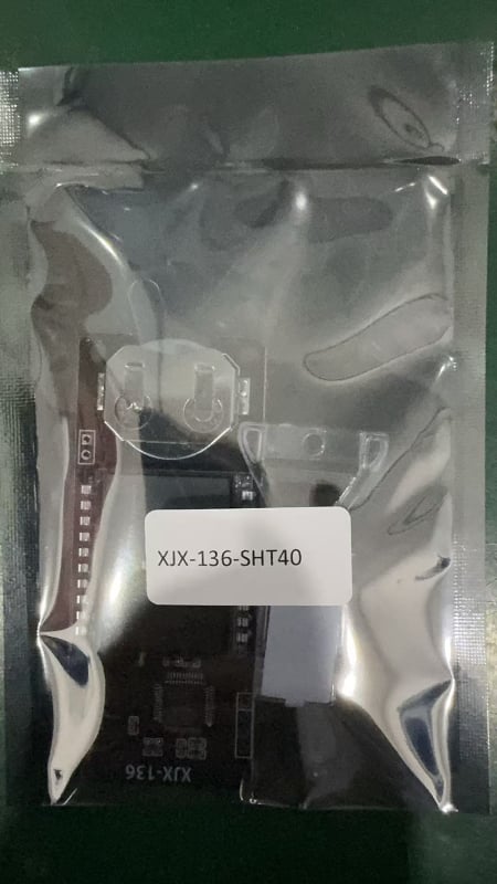 Monitor de temperatură și umiditate pentru incubatorul de papagali — precizie înaltă, calibrare automată, alimentat cu baterie de tip buton