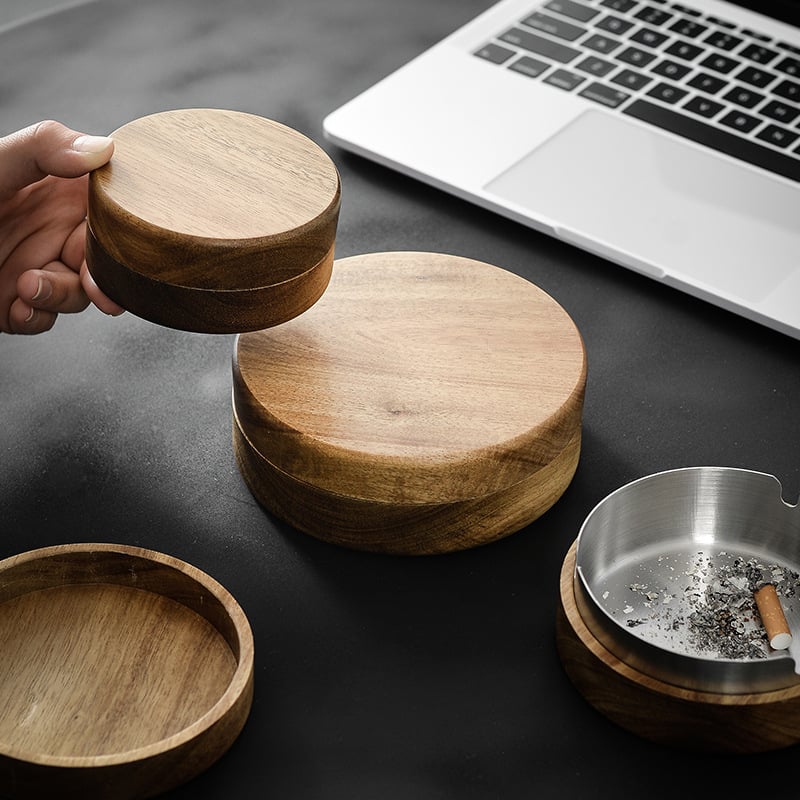 Nerđajući čelični okrugli pepelnjak s poklopcem — prilagodljiv, tiskanje logotipa dostupno