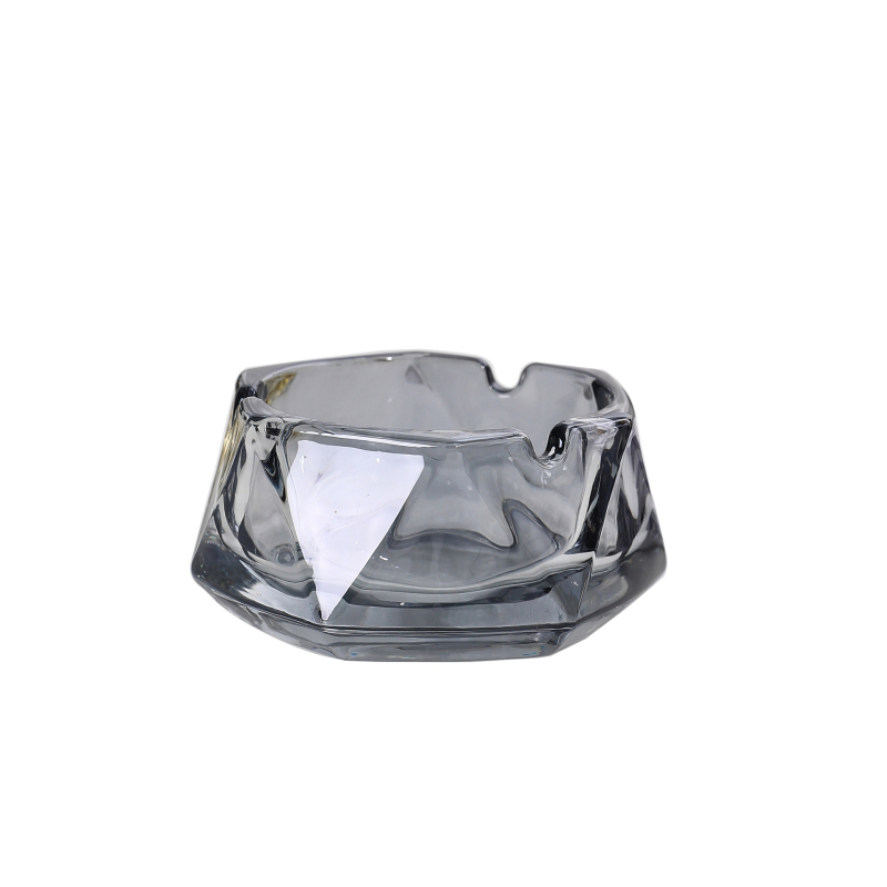 Geometrijski pepeljara od kristalnog stakla; marka Three Carats; otisak logotipa; prilagodba; licencirana privatna oznaka