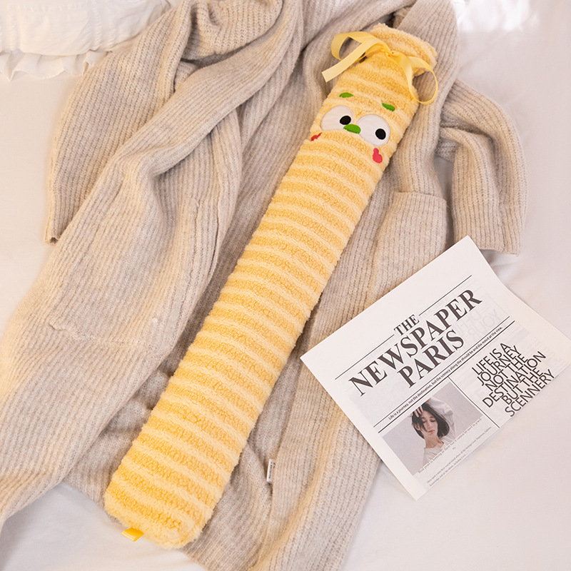 Vízmelegítő palack Moon velvet borítással, Captain Bear, alváshoz és melegítéshez lábakra