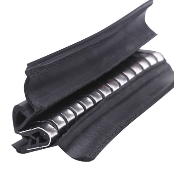 U-alakú gumiszigetelő profil autóajtókhoz és ablakokhoz, szilikon éllel; vízálló és porálló; magas hőmérséklet-tűrés, korrózió- és öregedésállóság.