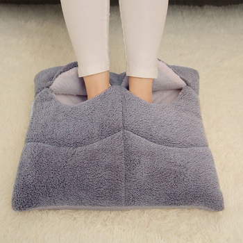 Napájací ohrievač na nohy, 20W, odnímateľný a pratelný, pre internátne izby