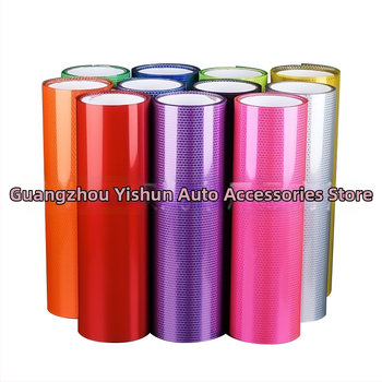 Автомобилен стикер за задно светло – лазерна мрежеста шарка, PVC фолио, самозалепващ монтаж