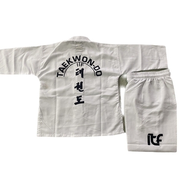 Taekwondo top s izšivkom na prednjoj strani prsa i otiskom na leđima; tkanina od mješavine konoplje; 20% acetat vlakana; podstava 20% elastana