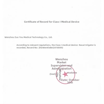 Pevný nosový irigátor s objemom 300 ml a soľou na nosové výplachy 2.7 g