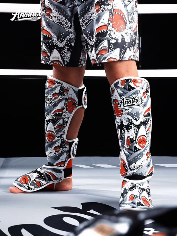 Anotherboxer Протектор за крак за Санда, Таекуондо, ММА и Муай Тай — защита на тибия за юноши и възрастни (Издание 2025)