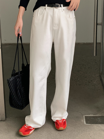 Ženske traperice visokog struka, ravni kroj, denim, 95% pamuk, zip