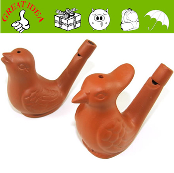 Ručna keramička okarina s oslikanom površinom i pastoralnim životinjskim motivima