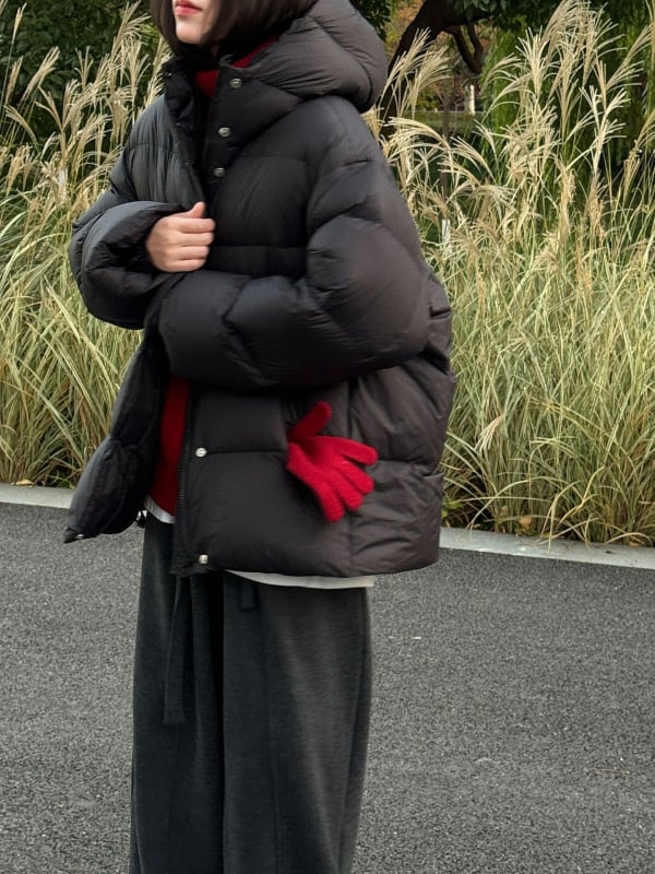 Γυναικείο μπουφάν με κουκούλα, γέμισμα από λευκό πούπουλο πάπιας, περιεκτικότητα πούπουλου 91-95%, πλήρωση 201-300 g, πολυεστέρας