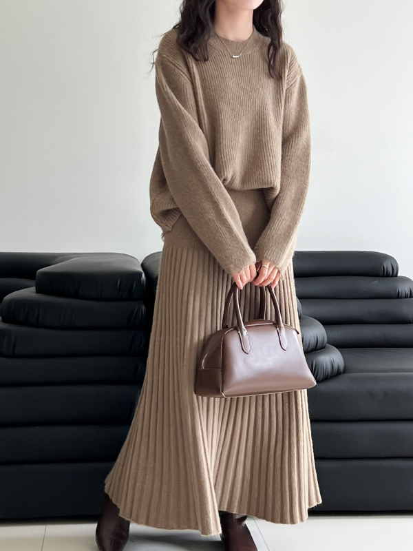 Set suknje i pulovera: pulover s okruglim izrezom + plisirana midi suknja visokih struka, jednobojni, akril vlakno, japansko-korejski ležerni stil (Zima 2025)