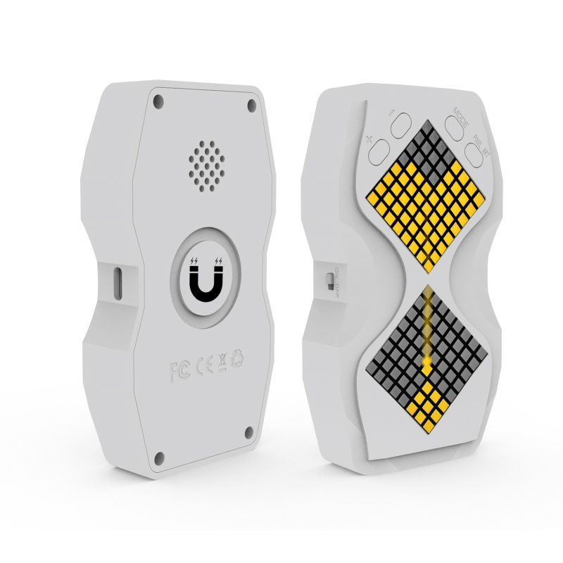 Нощна лампа с безкрайно регулиране на яркостта и околно осветление; вградена батерия, ABS абажур