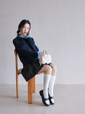 Ζακέτα με δαντελένιο γιακά και διπλό δαντελωτό πλέξιμο, κουκούλα, color-block μοτίβο, N721C