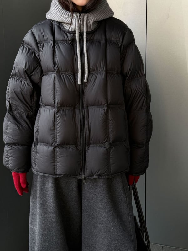 Γυναικείο μπουφάν πούπουλου με κουκούλα - νάιλον ύφασμα, γέμισμα πούπουλο πάπιας 101–200 g, περιεκτικότητα σε πούπουλο 90%+, φερμουάρ, χειμερινό, παχύ