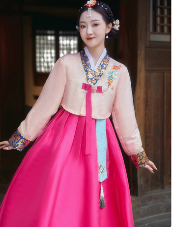 Hanbok kostim set za ženski folklorni ples, poliester materijal, jesen 2023