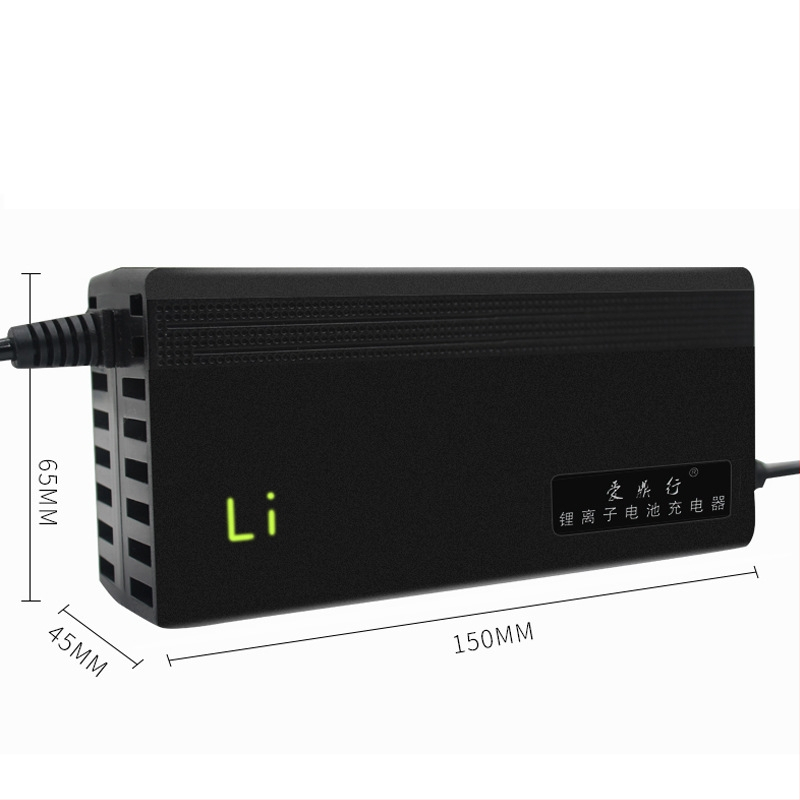 12V Li-ion punjač za balansiranje vozila – pametni punjač, izlazi 12.6V/14.6V/16.8V, struja punjenja 2–10A, ulaz 110–240V AC