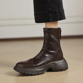 Дамски ултра-леки къси ботуши с платформа и дебела подметка, закрълен нос, ток 6–8 cm, цип