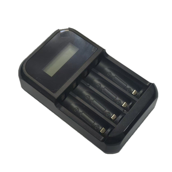 Četveroslojni LCD punjač za 1.5V litijske AA/AAA baterije s Type-C priključkom